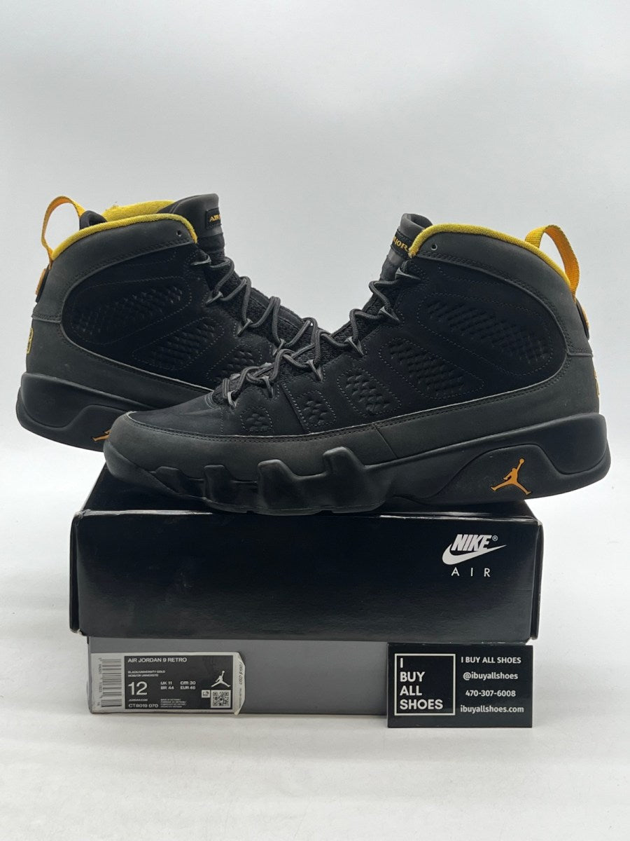Jordan 12 Retro FIBA (2019) 12 (Moderately Worn Pre-Owned) - Image 1