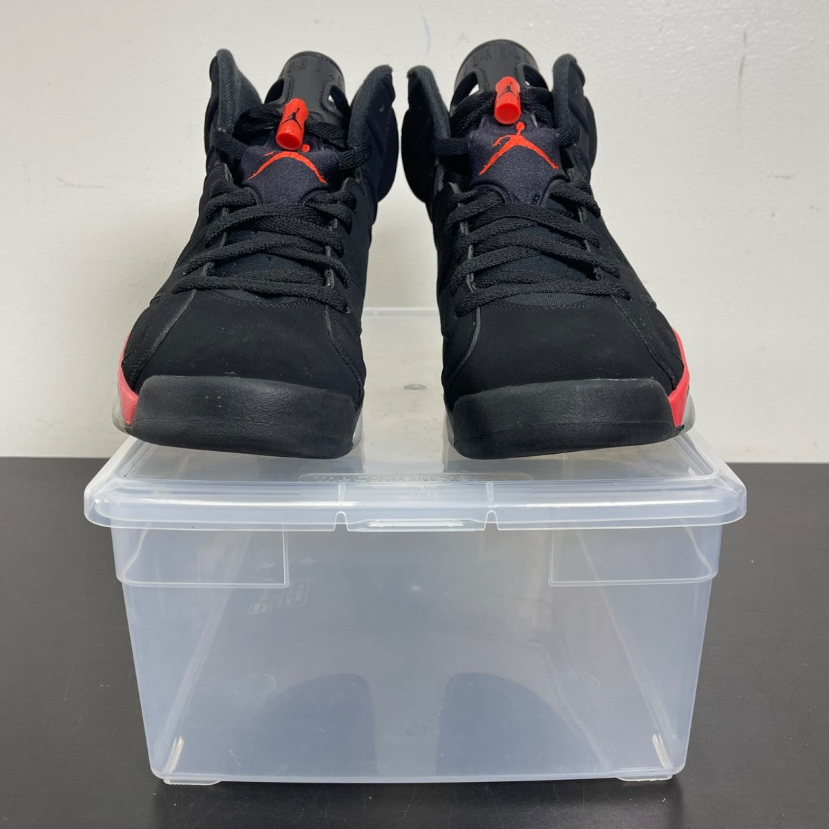 Jordan 6 Retro Infrared Salesman 10 (Moderately Worn Pre-Owned)JordanBlack/Infrared - Image 2