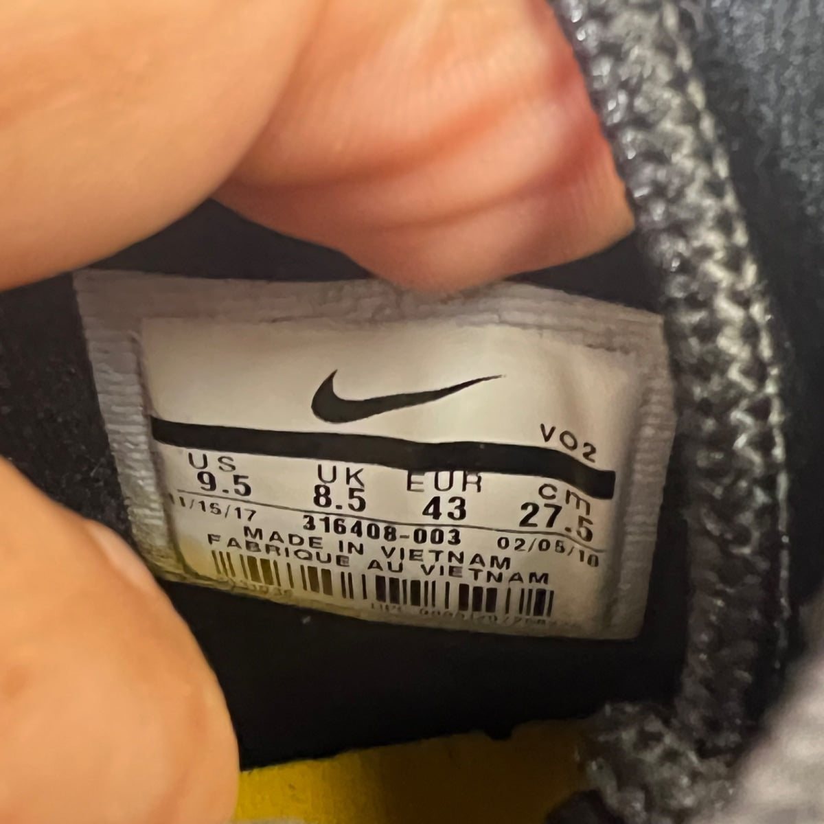 Nike Air Diamond Turf Max '96 Black Varsity Maize 9.5 (New Pre-Owned)NikeBlack/Varsity Maize-White - Image 4