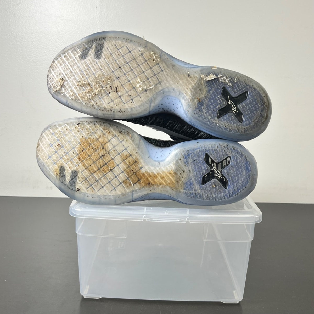 Nike Kobe 10 Elite HTM Oreo 10 (Lightly Worn Pre-Owned)NikeBlack/White-Game Royal - Image 5