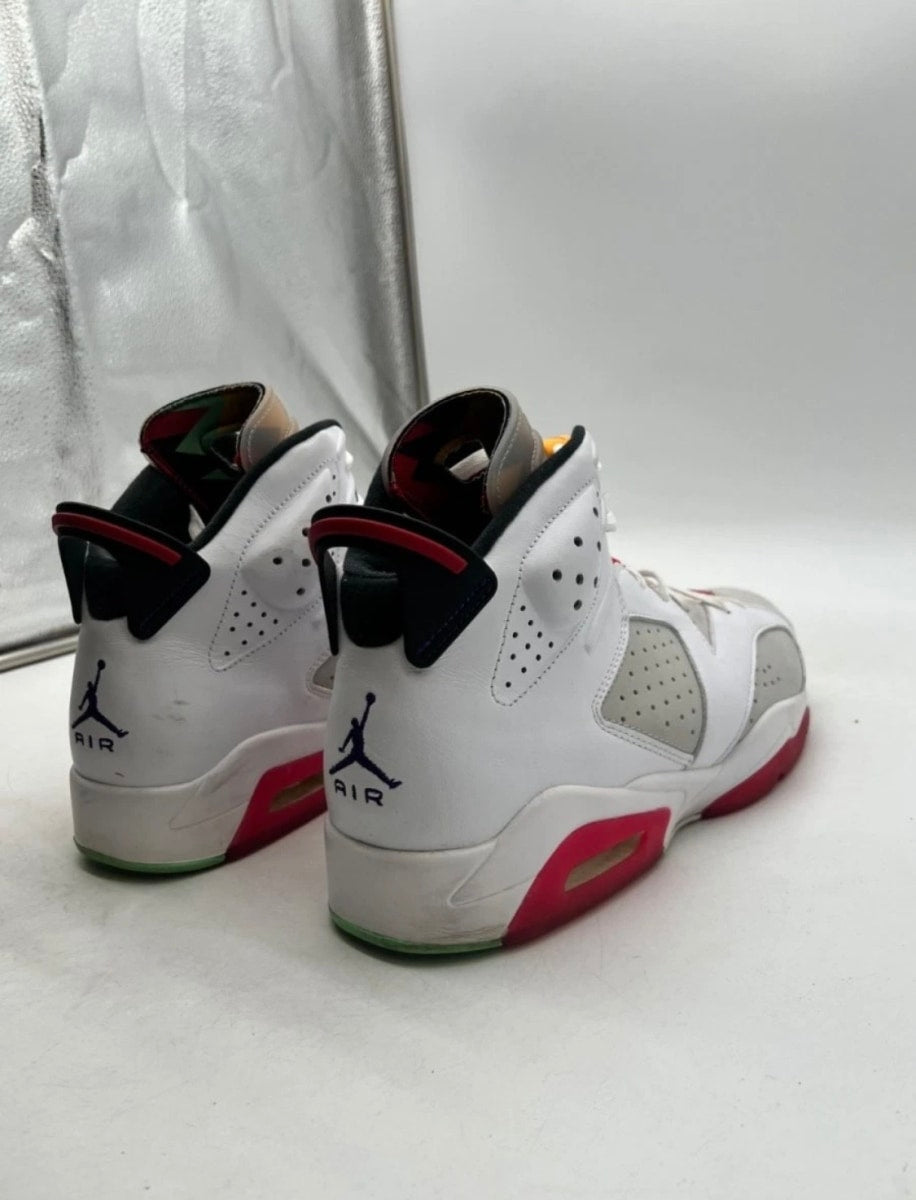 Jordan 6 Retro Hare 12 (Moderately Worn Pre-Owned)JordanNeutral Grey/White-True Red-Black - Image 3