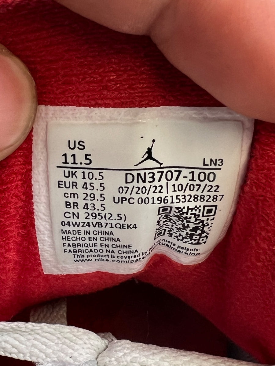 Jordan 3 Retro White Cement Reimagined 11.5 (Heavily Worn Pre-Owned)JordanSummit White/Fire Red/Black/Cement Grey - Image 7