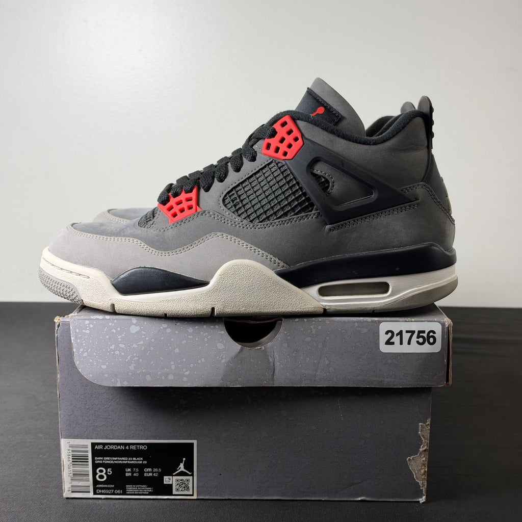 Jordan 4 Retro Infrared (Size 8.5) - Image 3