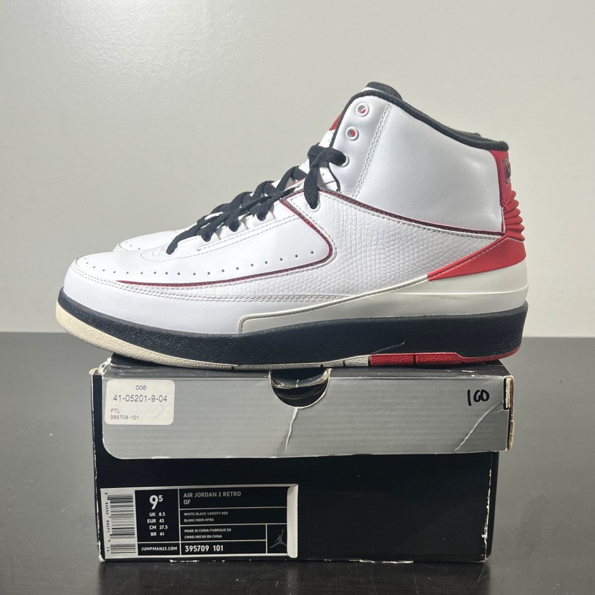 Jordan 2 Retro QF White Varsity Red (2010) 9.5 (Lightly Worn Pre-Owned)JordanWhite/Black-Varsity Red - Image 3