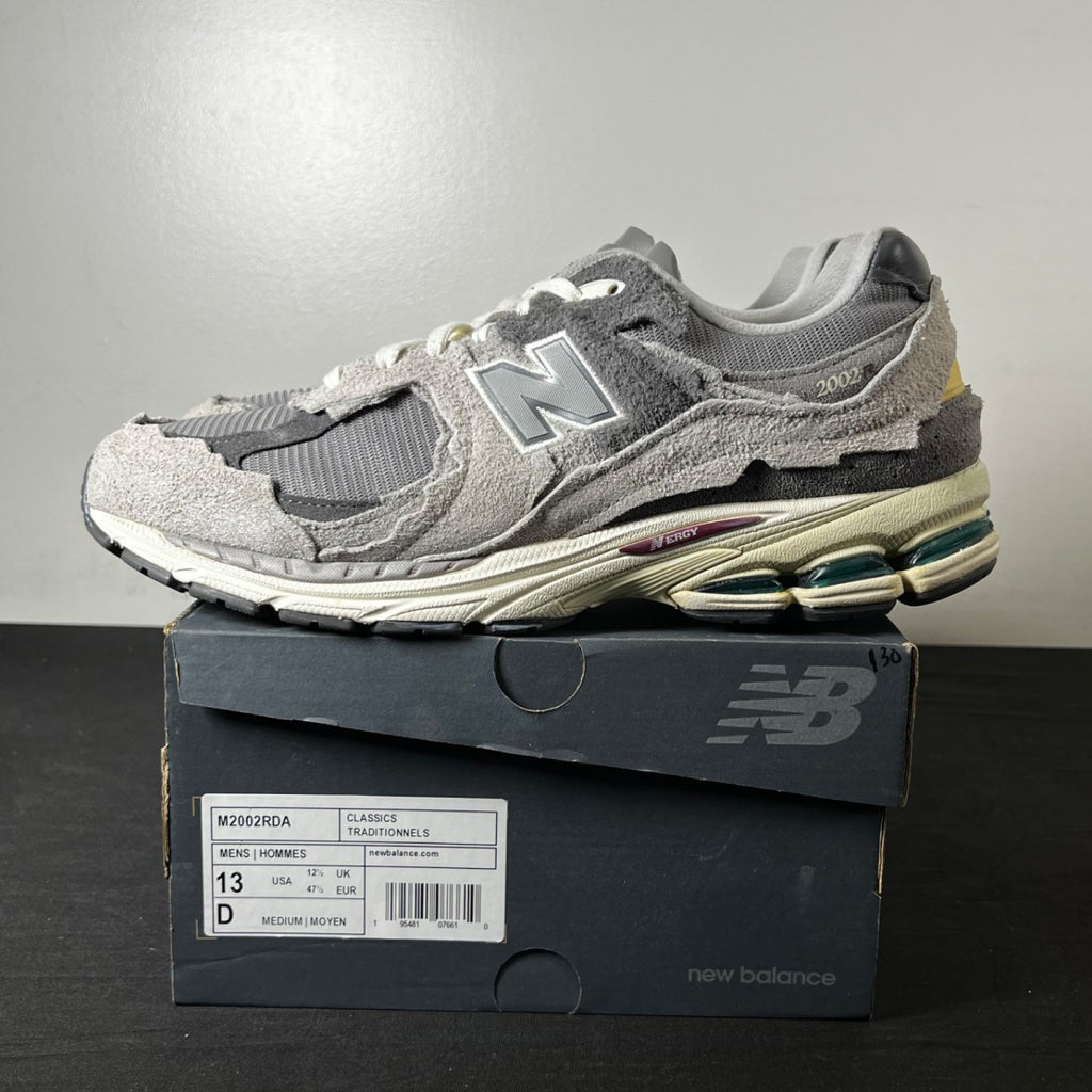 New Balance 2002R Protection Pack Rain Cloud 13 (Lightly Worn Pre-Owned)New BalanceRain Cloud/Grey