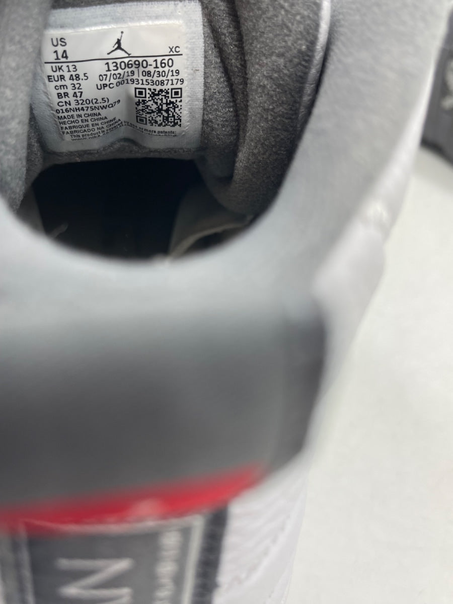 Jordan 12 Retro White Dark Grey 14 (Moderately Worn Pre-Owned)JordanWhite/Dark Grey-Gym Red - Image 8