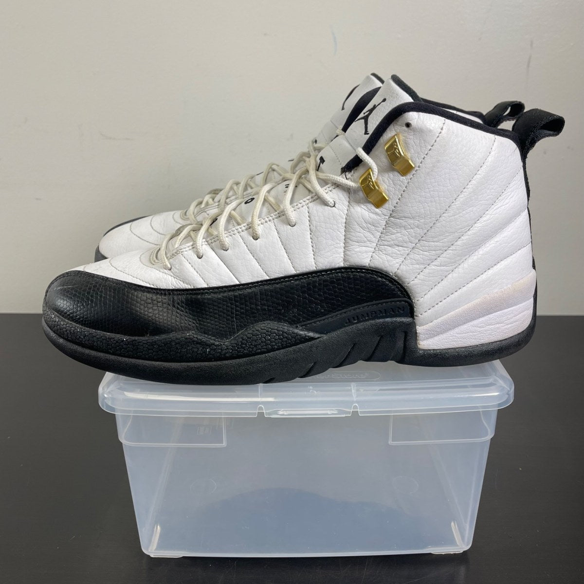 Jordan 12 Retro Taxi (2013) 12 (Moderately Worn Pre-Owned)JordanWhite/Black-Taxi - Image 3