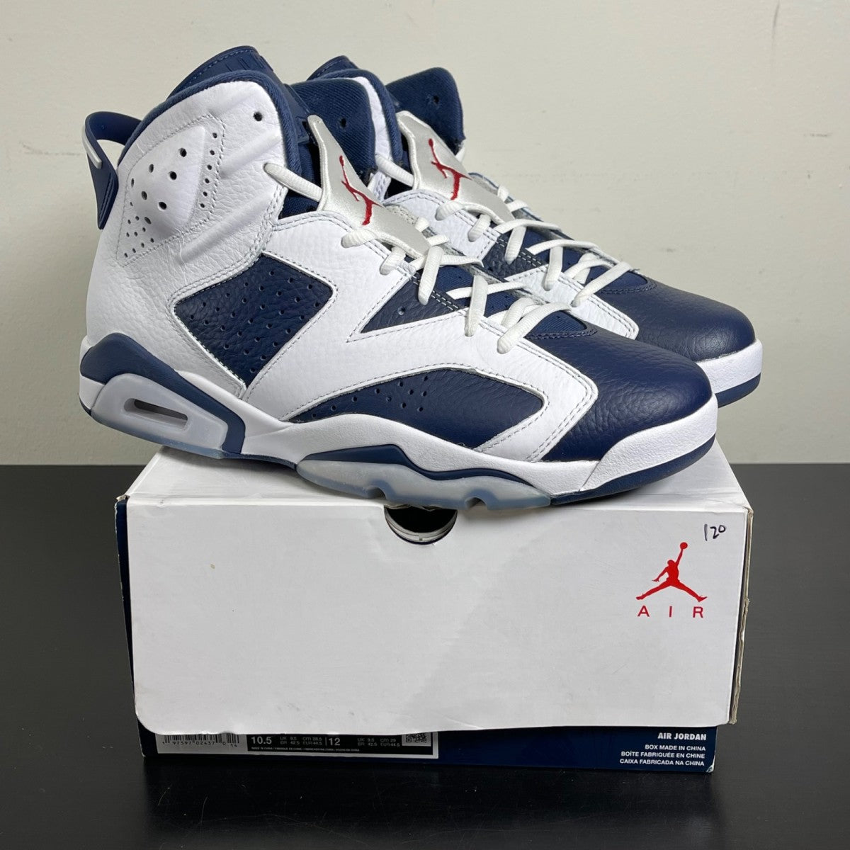 Jordan 6 Retro Olympic (2024) 10.5 (Moderately Worn Pre-Owned)JordanWhite/Varsity Red/Midnight Navy - Image 1
