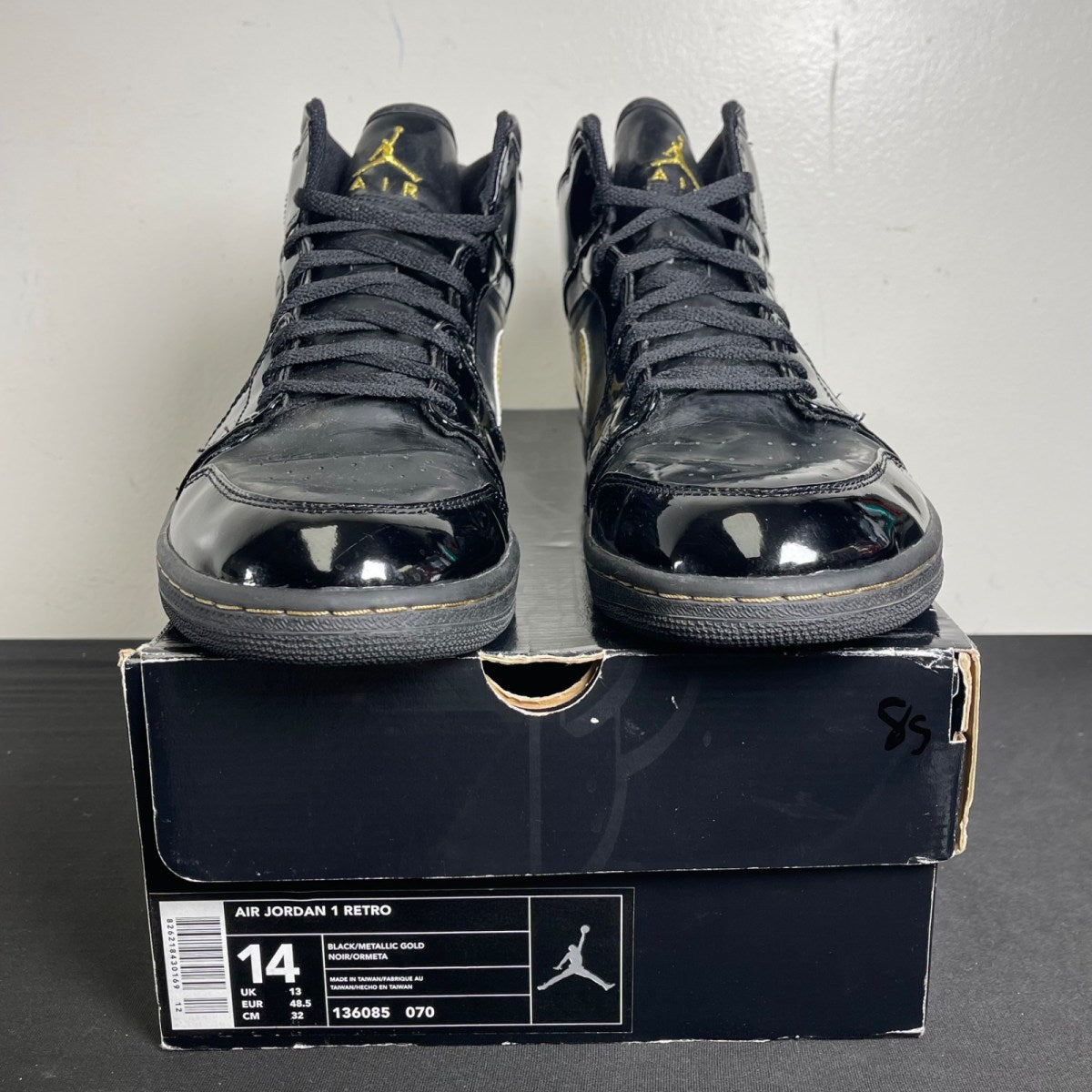 Jordan 1 Retro Black Metallic Gold (2003) (Size 14) - Image 2