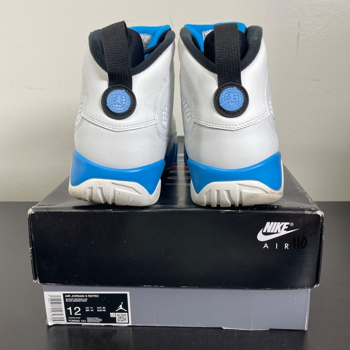 Jordan 9 Retro Powder Blue (2024) 12 (Moderately Worn Pre-Owned)JordanSummit White/Black/Dark Powder Blue - Image 4
