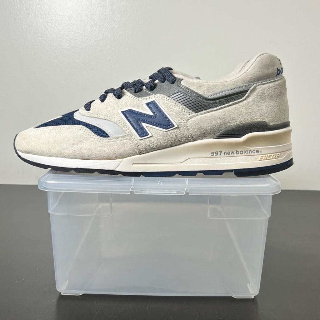 New Balance 997 J. Crew Moonshot 11 (Moderately Worn Pre-Owned)New BalanceTan/Navy - Image 3