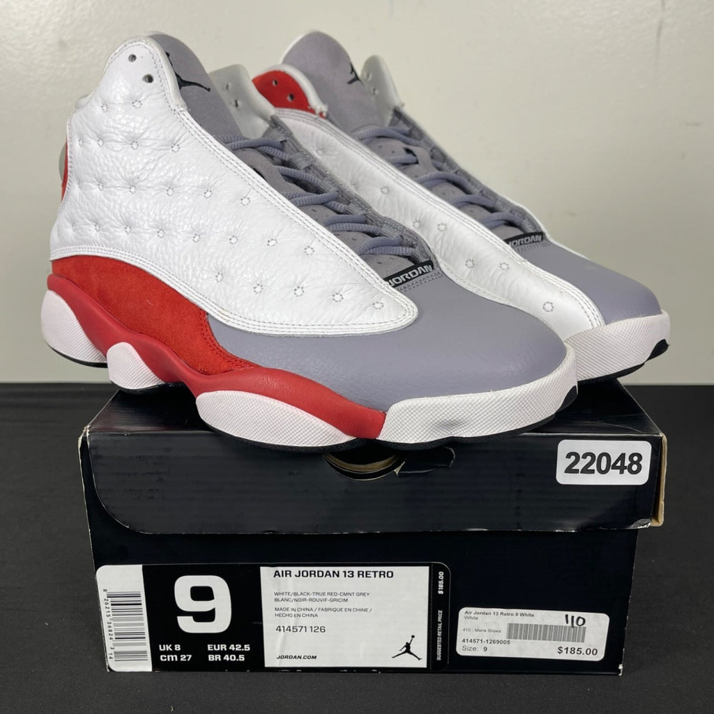 Jordan 13 Retro Grey Toe (2014) 9 (Moderately Worn Pre-Owned)JordanWhite/Black-True Red-Cement Grey - Image 1
