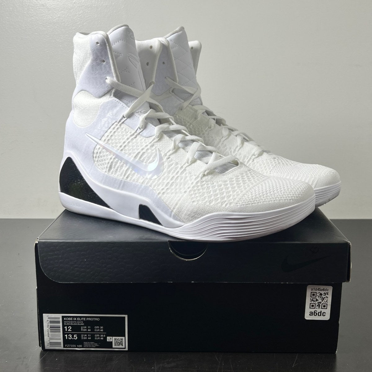Nike Kobe 9 Elite Protro Halo 12 (Lightly Worn Pre-Owned)NikeWhite/White/White - Image 1