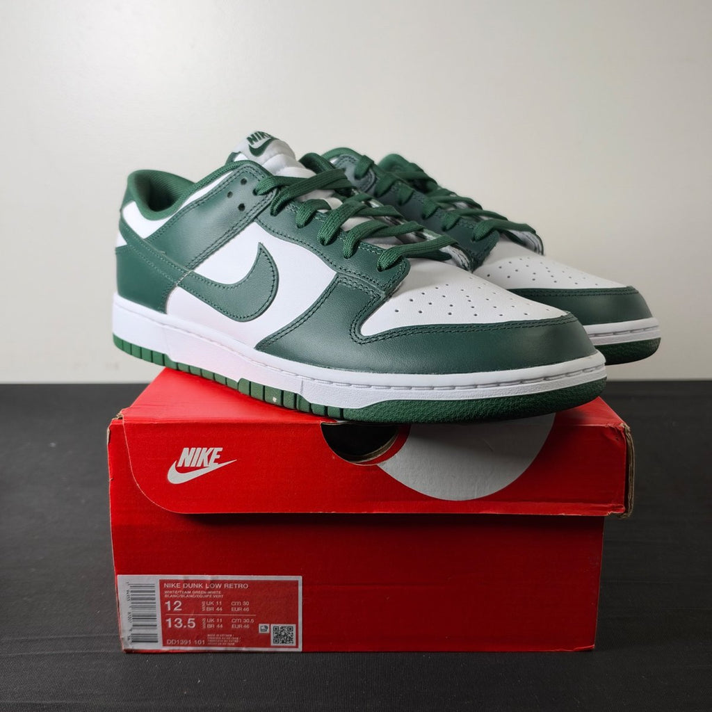 Nike Dunk Low Michigan State (Size 12) - aux