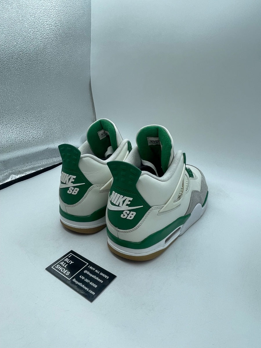 Jordan 4 Retro SB Pine Green 12 (Moderately Worn Pre-Owned) - Image 5