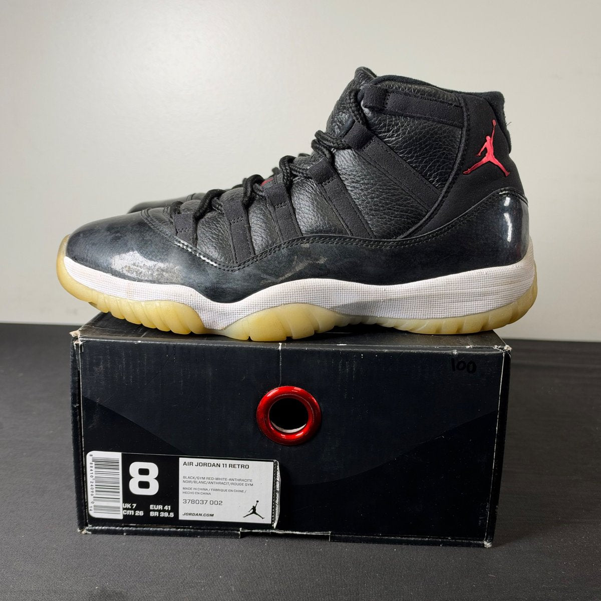 Jordan 11 Retro 72-10 (Size 8) - Image 3
