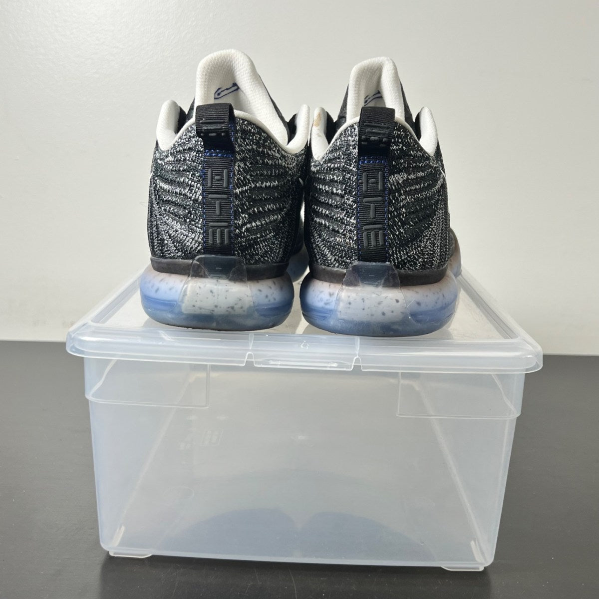 Nike Kobe 10 Elite HTM Oreo 10 (Lightly Worn Pre-Owned)NikeBlack/White-Game Royal - Image 4