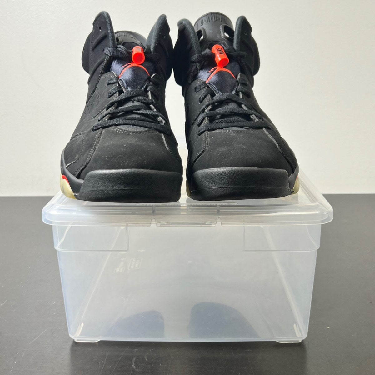 Jordan 6 Retro Black Infrared (2019) 10.5 (Moderately Worn Pre-Owned)JordanBlack/Infrared - Image 2
