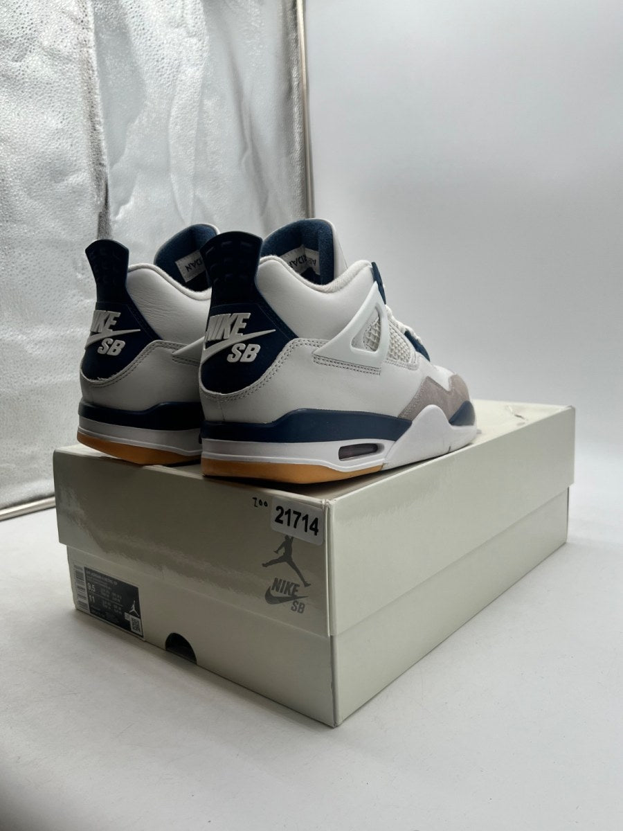 Jordan 4 Retro SB Navy 9.5 (Lightly Worn Pre-Owned) - Image 5