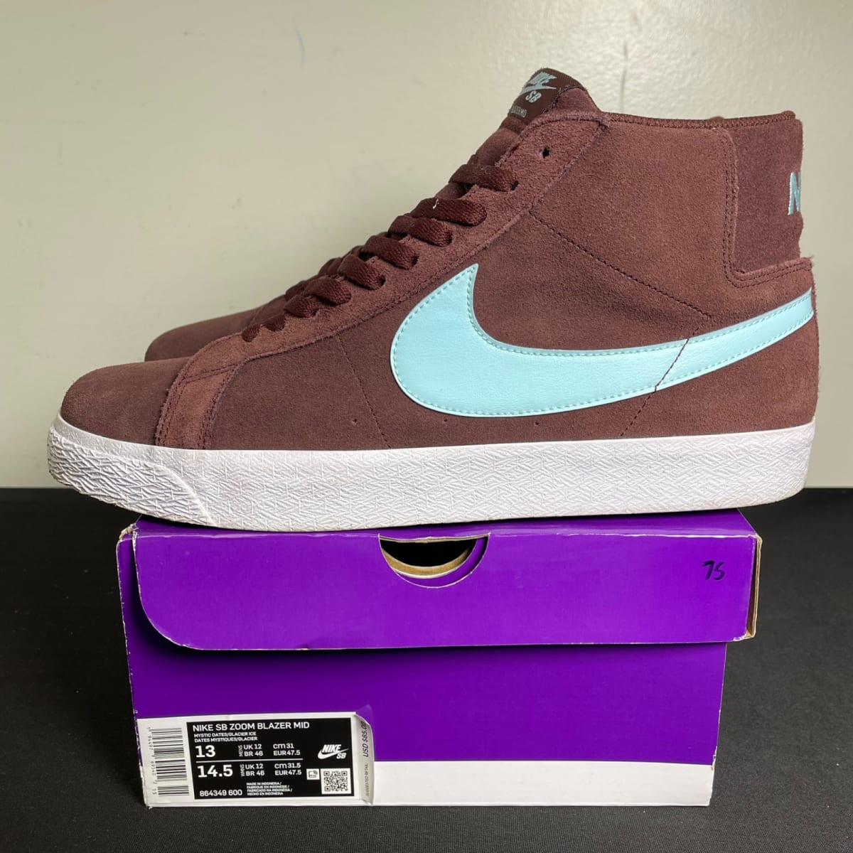 Nike Zoom Blazer Mid SB Mystic Dates Glacier Ice (Size 13) - aux