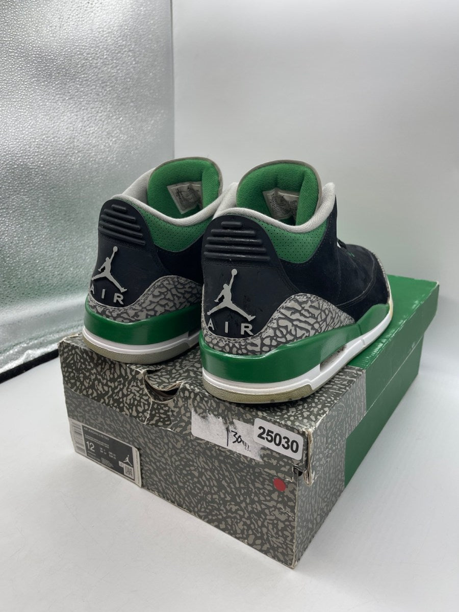 Jordan 3 Retro Pine Green 12 (Moderately Worn Pre-Owned)JordanBlack/Silver/White/Pine Green - Image 5