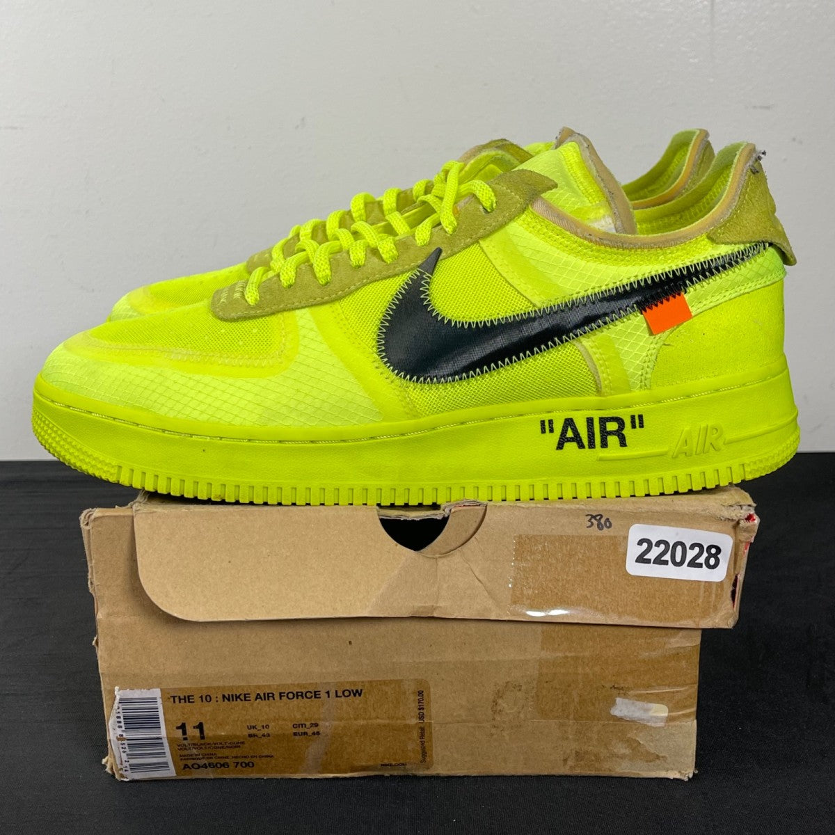 Nike Air Force 1 Low Off-White Volt 11 (Moderately Worn Pre-Owned)NikeVolt/Hyper Jade-Cone-Black - Image 3