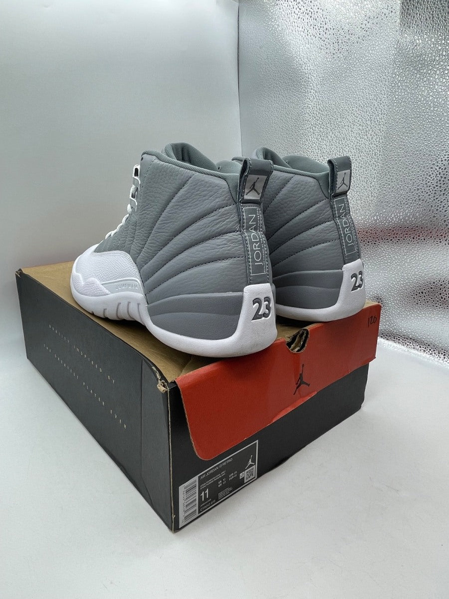 Jordan 12 Retro Stealth 11 (Moderately Worn Pre-Owned)JordanStealth/White/Cool Grey - Image 4
