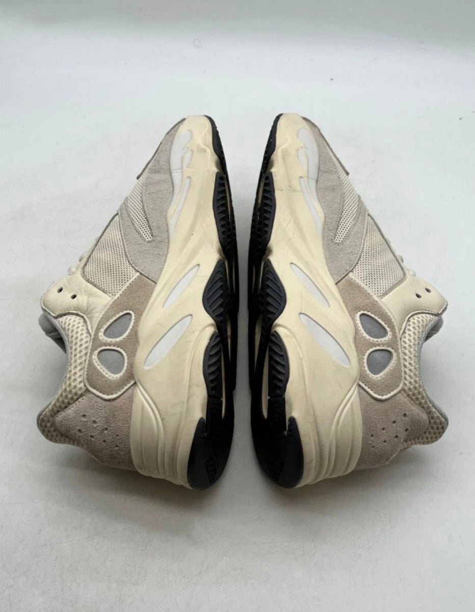 adidas Yeezy Boost 700 Analog 14 (Moderately Worn Pre-Owned)adidasAnalog/Analog/Analog - Image 6