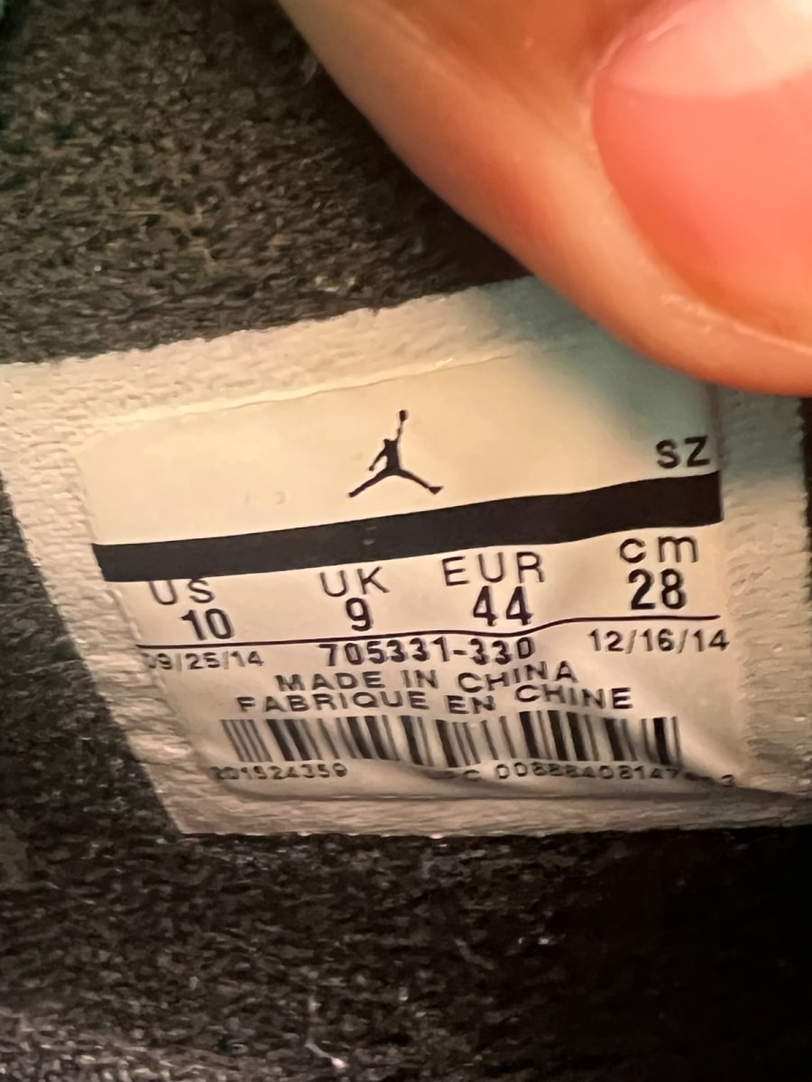 Jordan 4 Retro Teal 10 (Moderately Worn Pre-Owned) - Image 7