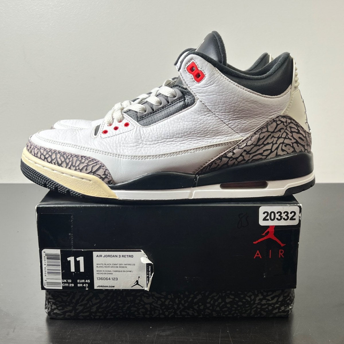 Jordan 3 Retro Infrared 23 11 (Heavily Worn Pre-Owned)JordanWhite/Cement Grey-Infrared 23-Black - Image 3