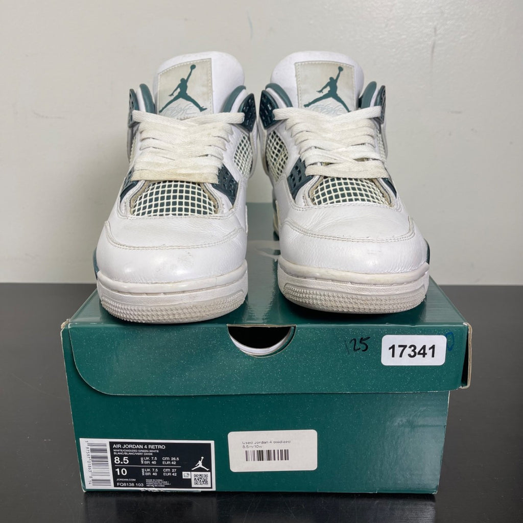 Jordan 4 Retro Oxidized Green 8.5 (Moderately Worn Pre-Owned)JordanWhite/Oxidized Green/White/Neutral Grey - Image 2
