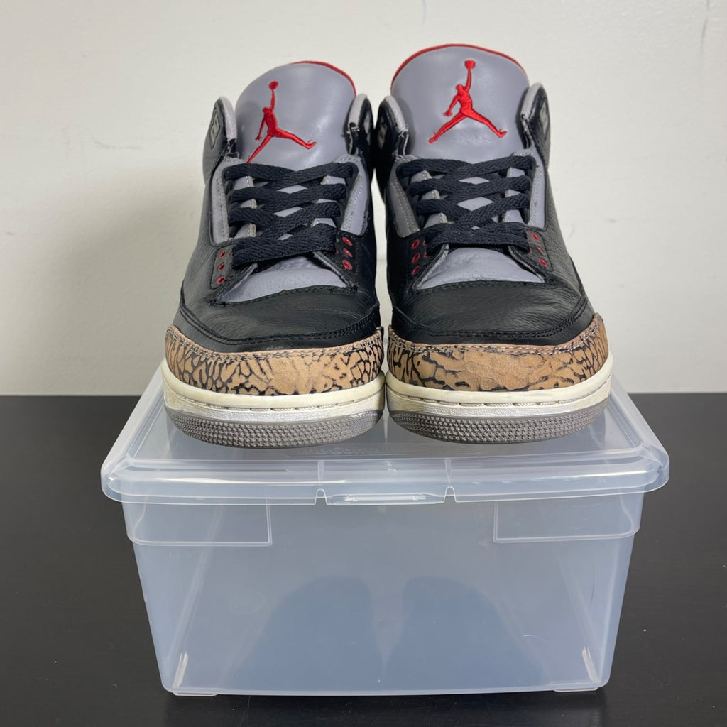 Jordan 3 Retro Black Cement (2011) 11 (Moderately Worn Pre-Owned)JordanBlack/Cement Grey-White-Varsity Red - Image 2
