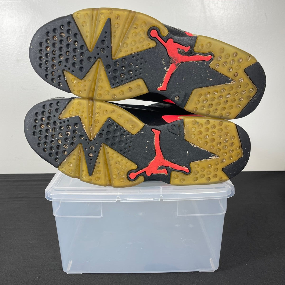 Jordan 6 Retro Infrared Black (2014) 9.5 (Moderately Worn Pre-Owned)JordanBlack/Infrared23-Black - Image 5