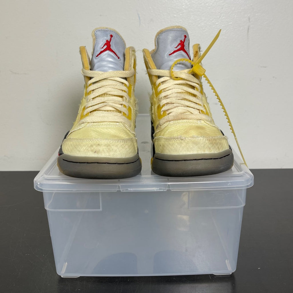 Jordan 5 Retro Off-White Sail 5.5 (Moderately Worn Pre-Owned)JordanSail/Fire Red-Muslin-Black - Image 2