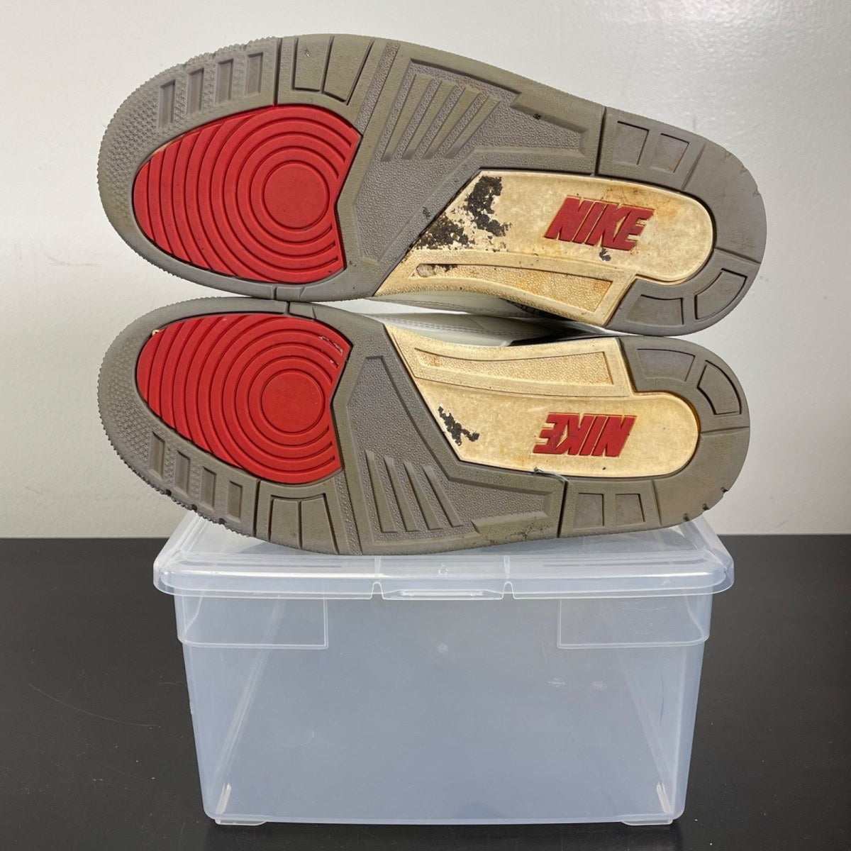 Jordan 3 Retro White Cement Reimagined 9 (Moderately Worn Pre-Owned)JordanSummit White/Fire Red/Black/Cement Grey - Image 5