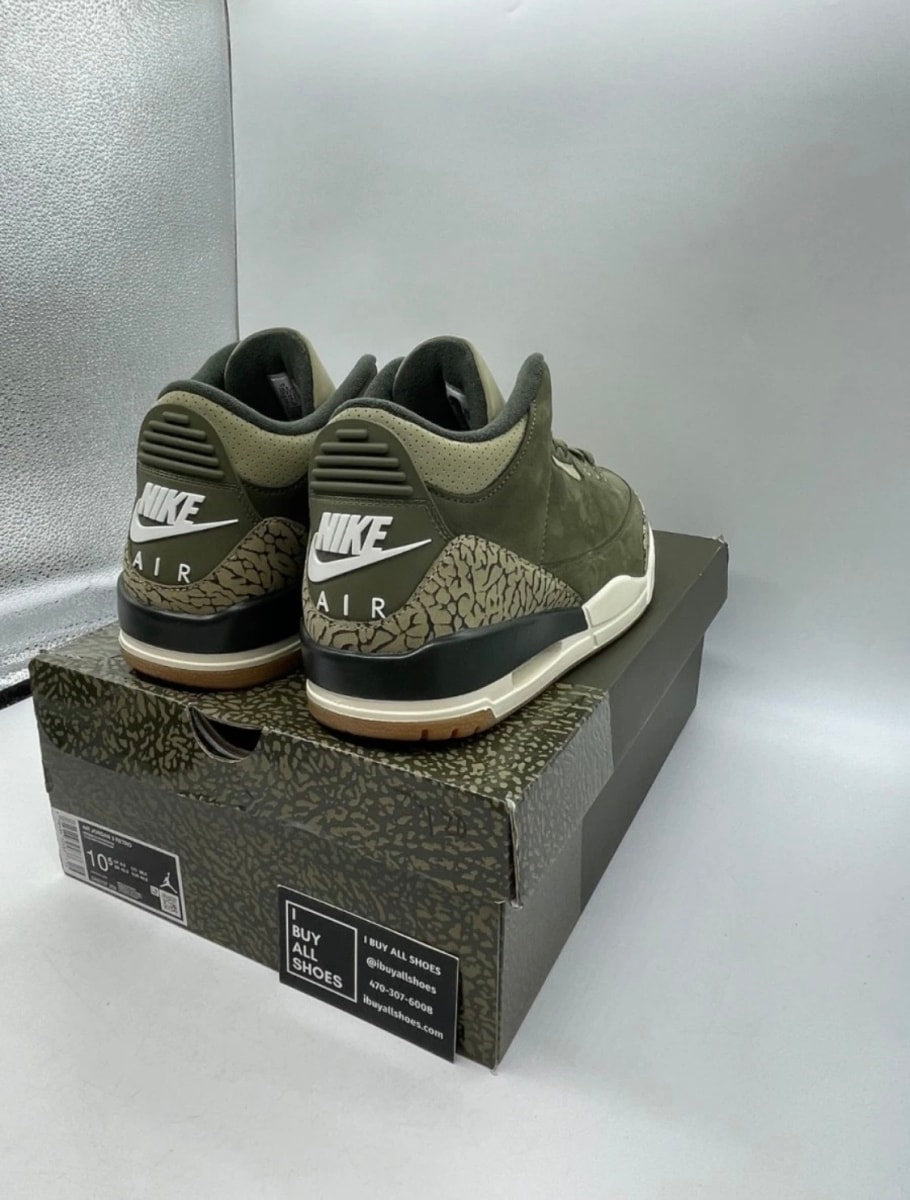 Jordan 3 Retro Family Affair 10.5 (Lightly Worn Pre-Owned)JordanMedium Olive/Sequoia/Neutral Olive/Sail/Total Crimson - Image 5