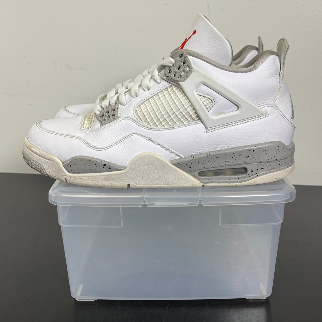 Jordan 4 Retro White Oreo (2021) 10 (Moderately Worn Pre-Owned)JordanWhite/Tech Grey-Black-Fire Red - Image 3
