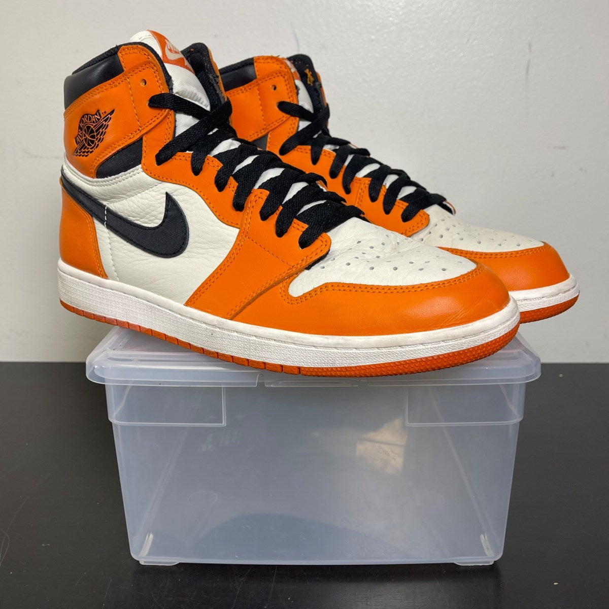 Jordan 1 Retro Reverse Shattered Backboard 12 (Moderately Worn Pre-Owned)JordanSail/Starfish-Black - Image 1