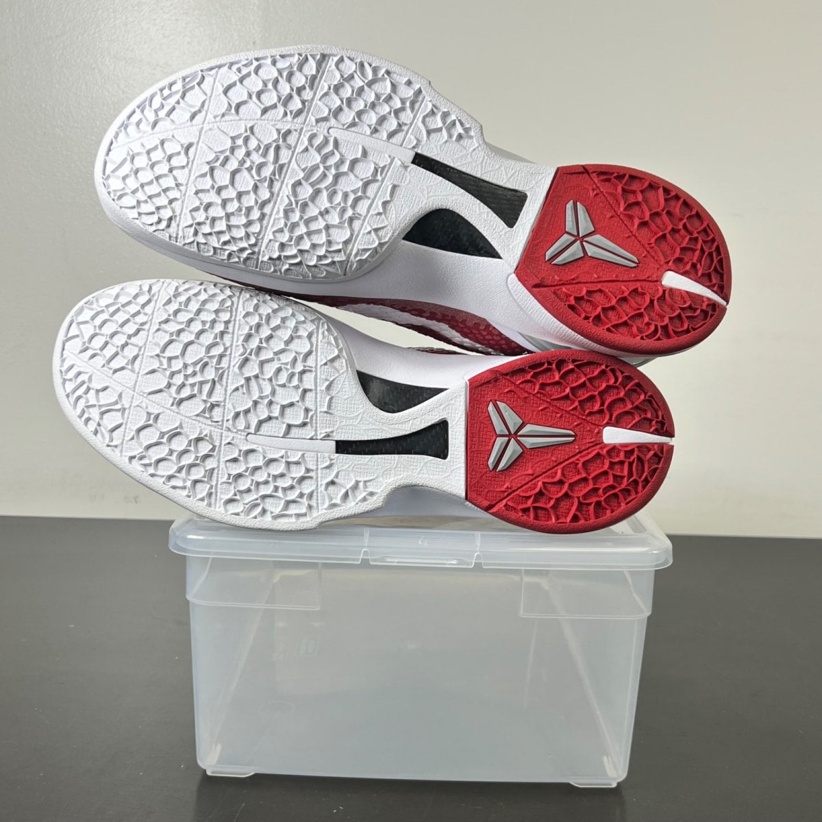 Nike Kobe 6 TB Varsity Red 12 (New Pre-Owned)NikeVarsity Red/White/Metallic Silver - Image 5