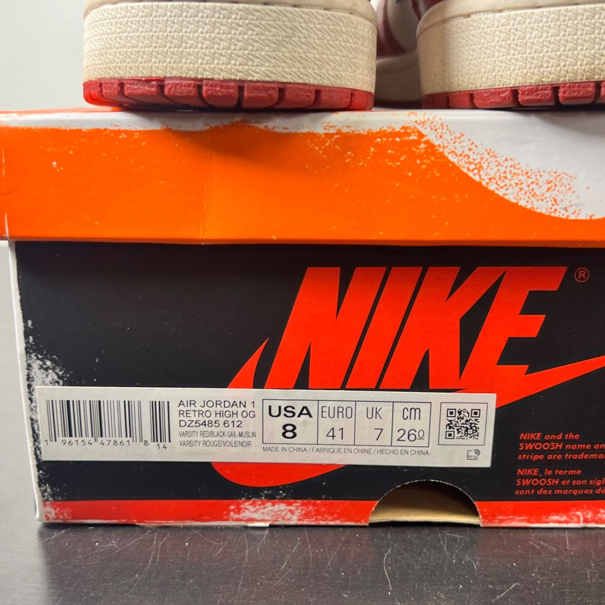 Jordan 1 Retro High OG Chicago Lost and Found 8 (Lightly Worn Pre-Owned)JordanVarsity Red/Black-Sail-Muslin - Image 5