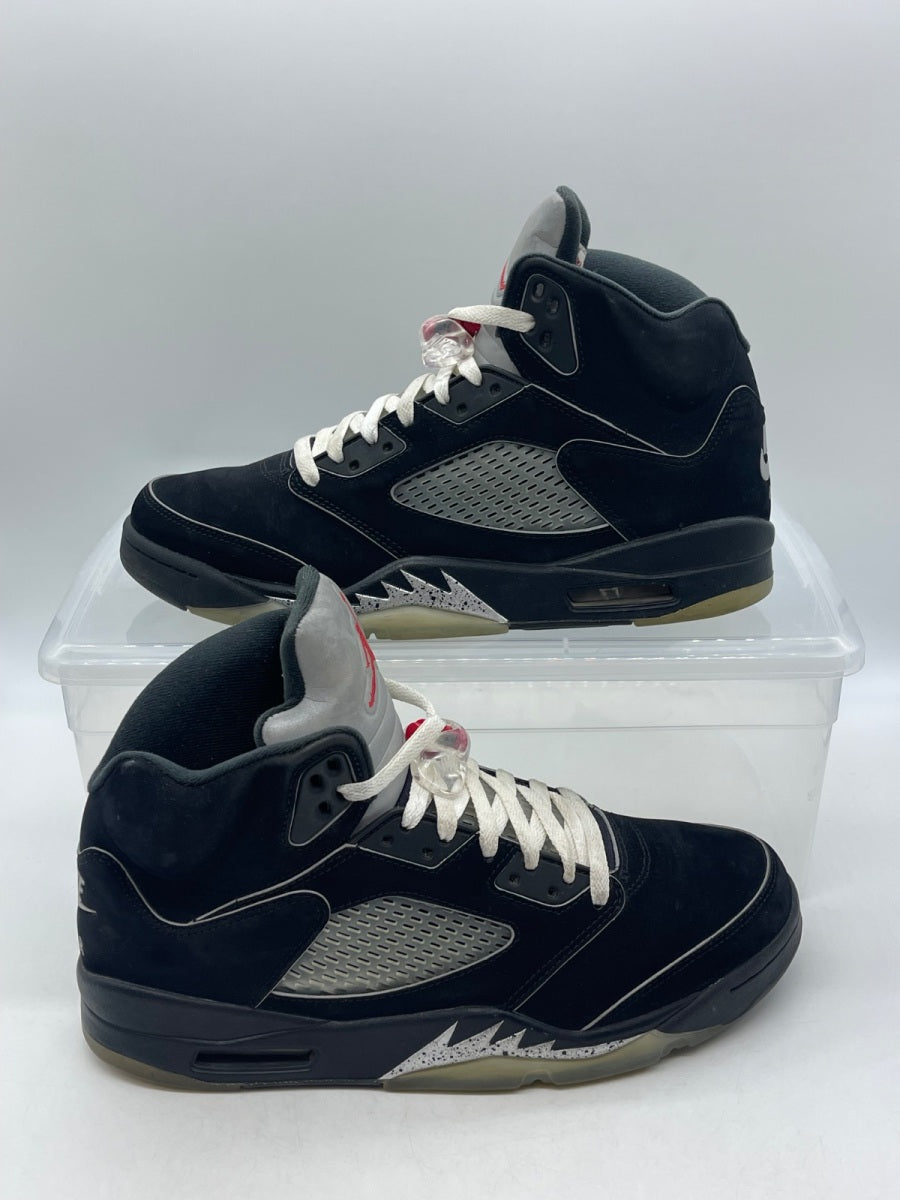 Jordan 5 Retro OG Black Metallic Reimagined 10.5 (Moderately Worn Pre-Owned)JordanBlack/White-Metallic Silver-Fire Red - Image 1