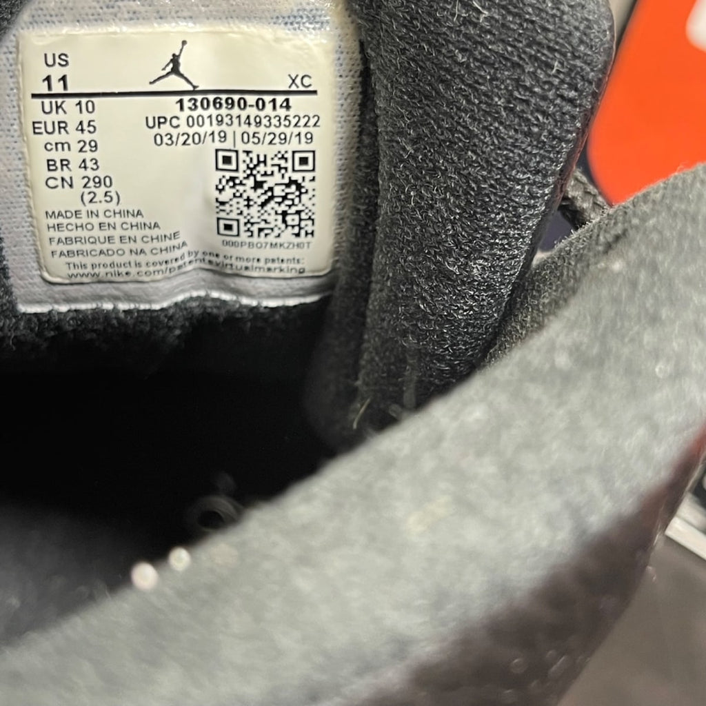Jordan 12 Retro Black Game Royal 11 (Moderately Worn Pre-Owned)JordanBlack/Game Royal-Black - Image 6