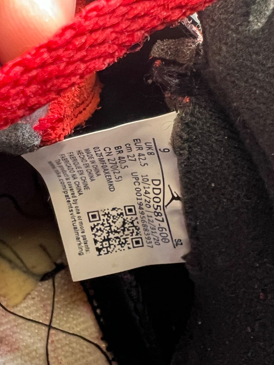 Jordan 5 Retro Raging Bull Red (2021) 9 (Moderately Worn Pre-Owned) - Image 6