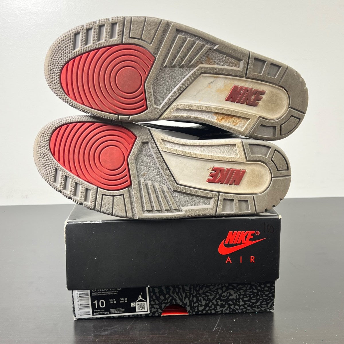 Jordan 3 Retro OG Black Cement (2024) (Size 10) - Image 5