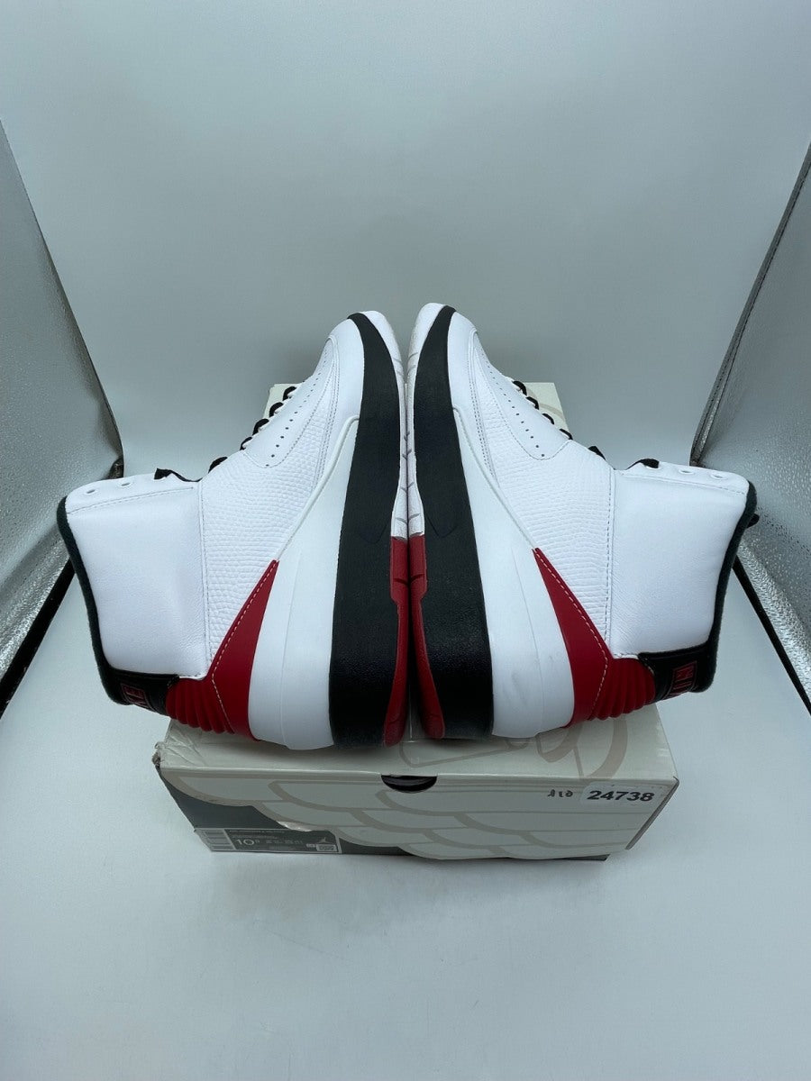 Jordan 2 Retro OG Chicago (2022) 10.5 (Moderately Worn Pre-Owned)JordanWhite/Varsity Red/Black - Image 6