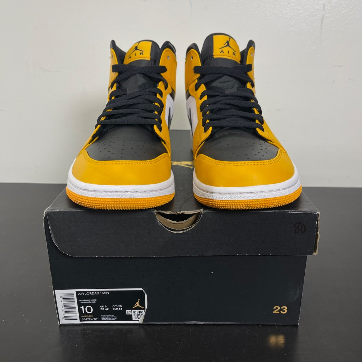 Jordan 1 Mid Taxi 10 (Moderately Worn Pre-Owned)JordanTaxi/White-Black - Image 2