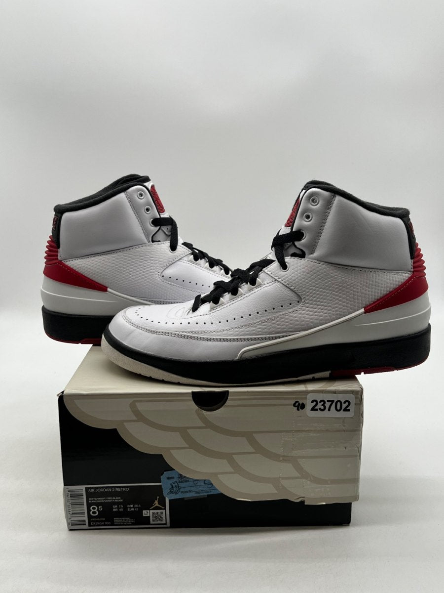 Jordan 2 Retro OG Chicago (2022) 8.5 (Lightly Worn Pre-Owned)JordanWhite/Varsity Red/Black - Image 1