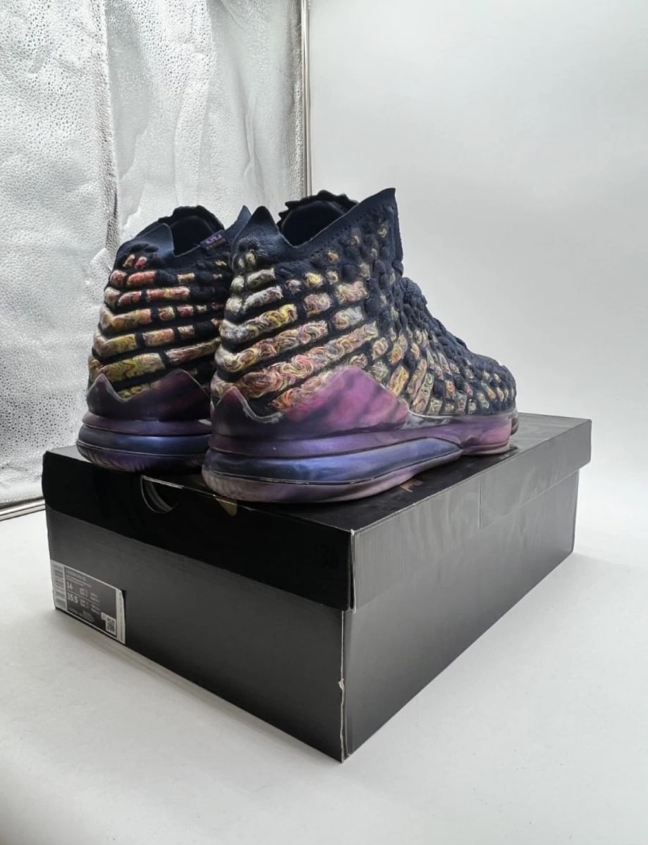 Nike LeBron 17 Monstars 14 (Lightly Worn Pre-Owned)NikeNavy Heather/Multi-Color-Black - Image 4