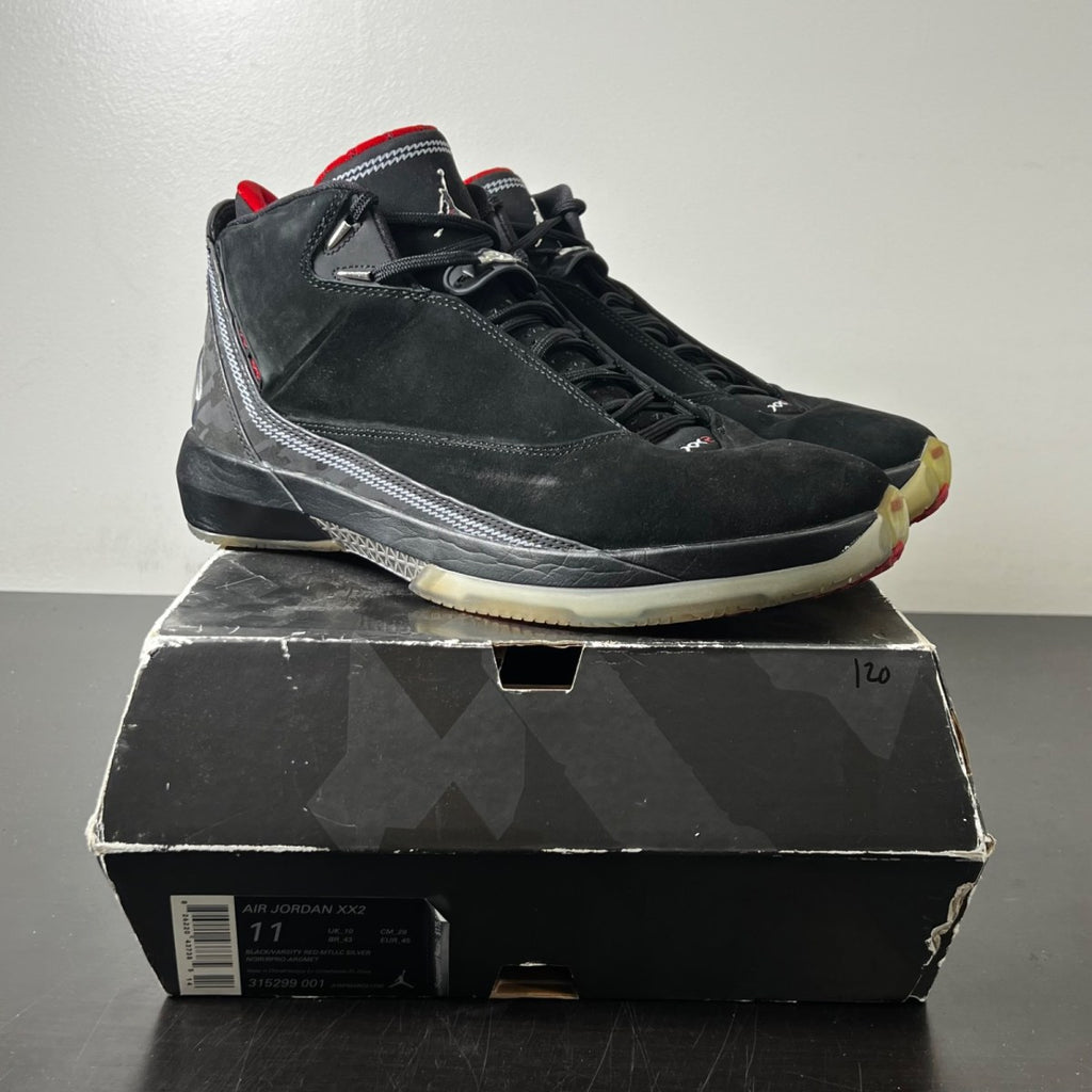 Jordan 22 OG Black Varisty Red 11 (Moderately Worn Pre-Owned)JordanBlack/Varsity Red-Metallic Silver - Image 1