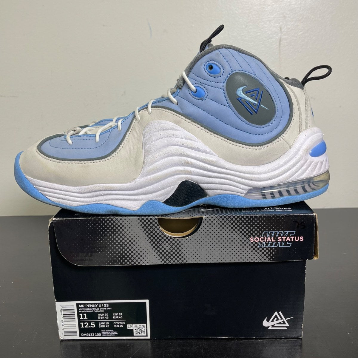Nike Air Penny 2 Social Status Playground University Blue 11 (Moderately Worn Pre-Owned)NikeSail/University Blue-White-Black - Image 3